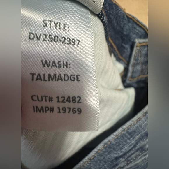 Vince Blue Straight Jeans with raw hem - Picture 10 of 10